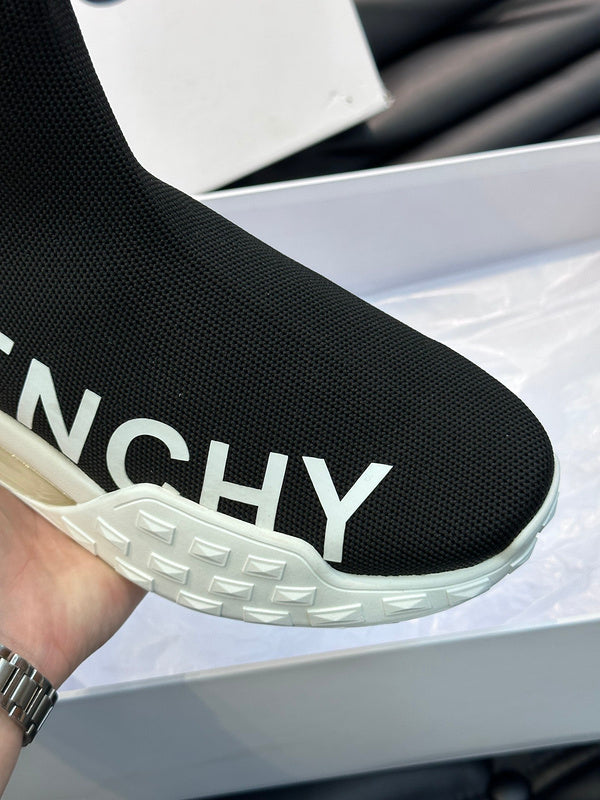 Givenchy shoes Style 178 - back heel detail