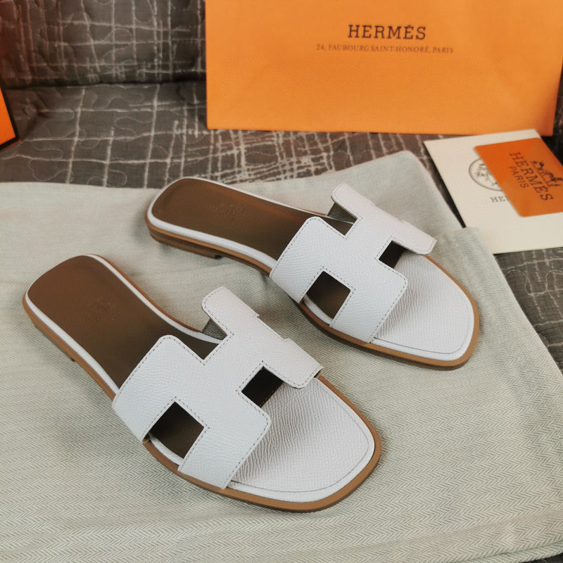 Hermès Chocolate Brown Ankle Strap Sandals - Close-Up Texture View