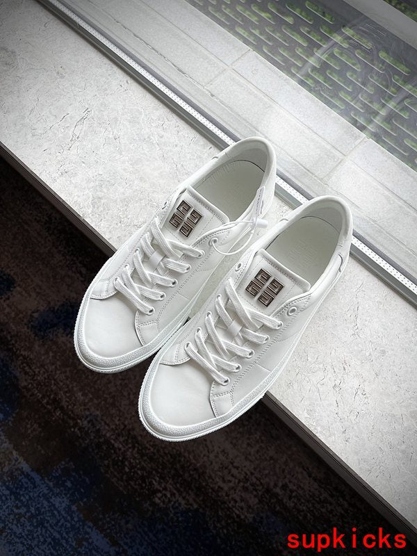 Givenchy shoes Style 019 - packaging and accessories