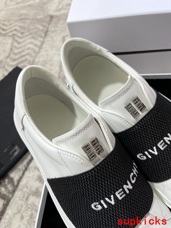 Givenchy Nude Classic Ballet Flats - Lifestyle Styling Shot
