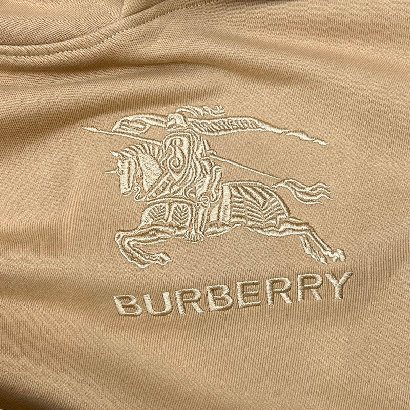 Full silhouette view of Burberry luxury piece style No.466