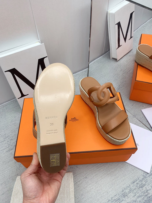 Hermès White Ankle Strap Heels - Back View