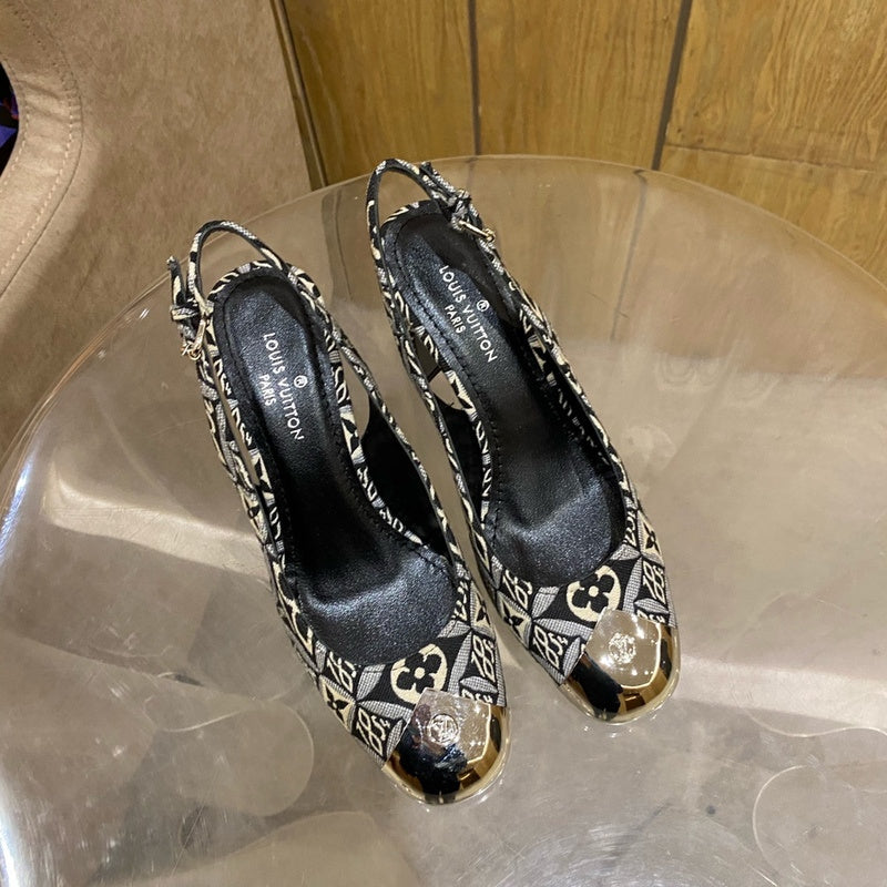 Louis Vuitton shoes Style 200 - sole and craftsmanship detail