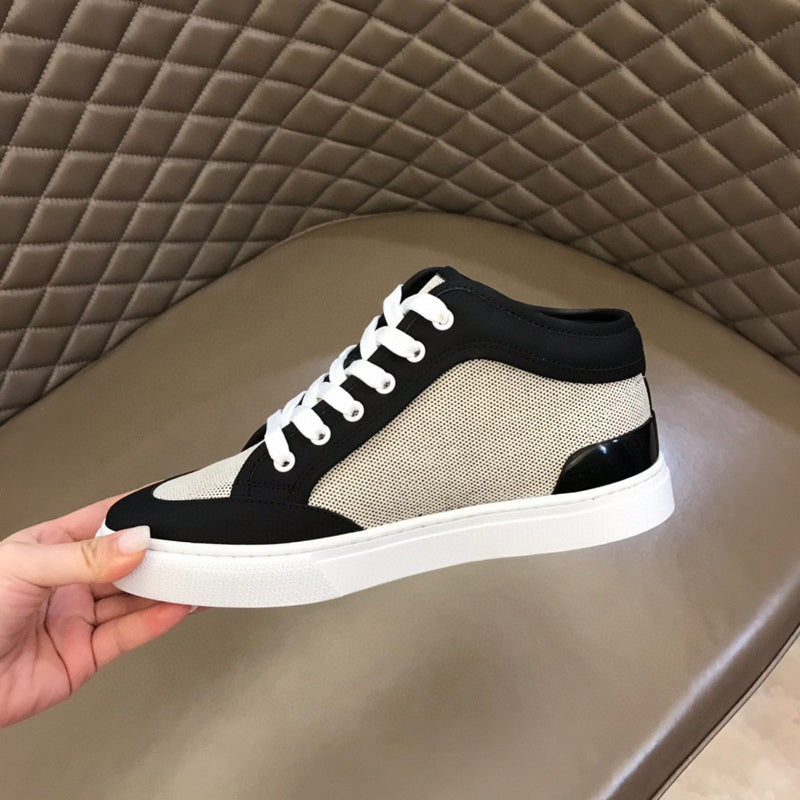 Hermès Beige Low-Top Sneakers - Detail Shot of Craftsmanship