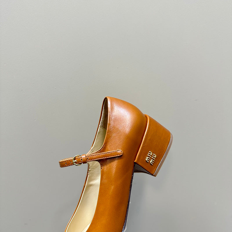Close-up detail view of Miu Miu luxury piece style No.089