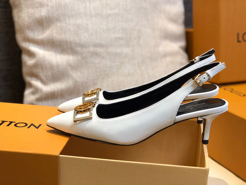 Full silhouette view of Louis Vuitton luxury piece style No.125