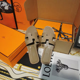 Hermes sandals Style 097 - sole and craftsmanship detail