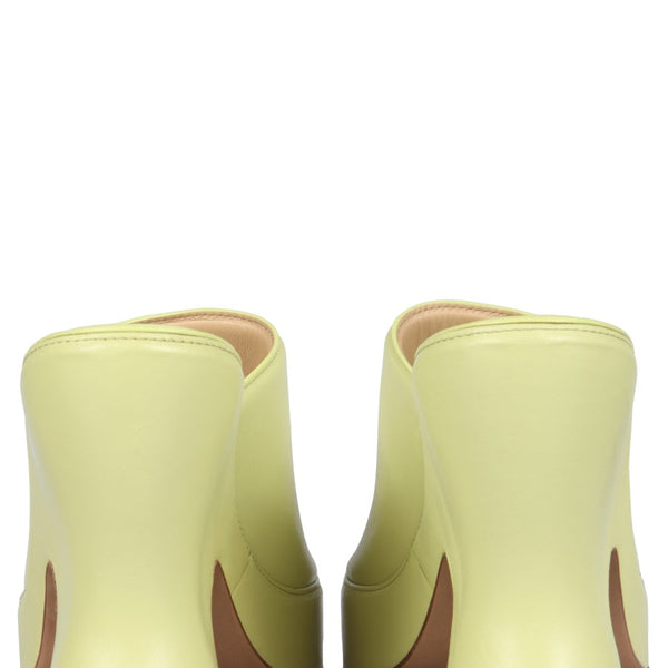 Bottega Veneta premium sandals detail and craftsmanship close-up