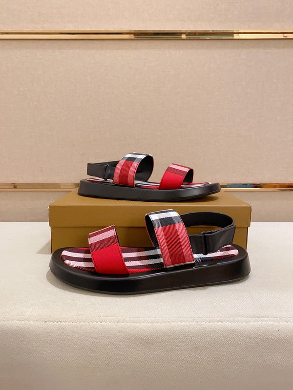 Burberry White Platform Heels - Heel Detail View