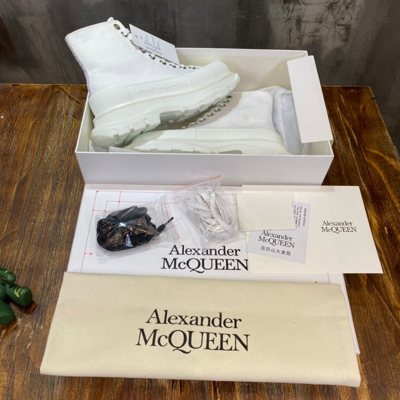 Alexander McQueen shoes Style 261 - side profile detail