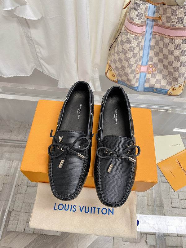 Louis Vuitton shoes Style 335 - sole and craftsmanship detail (alternate angle)