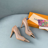 Louis Vuitton Tan Low-Top Sneakers - Sole Detail View