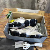 Balenciaga shoes Style 070 - angled studio shot