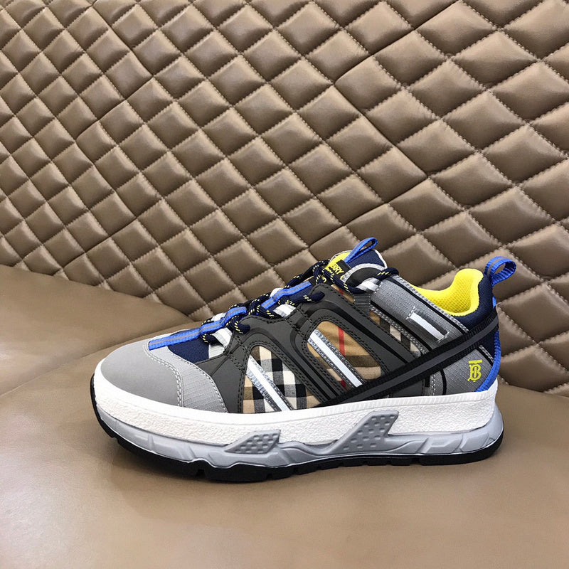 Burberry shoes Style 346 - back heel detail