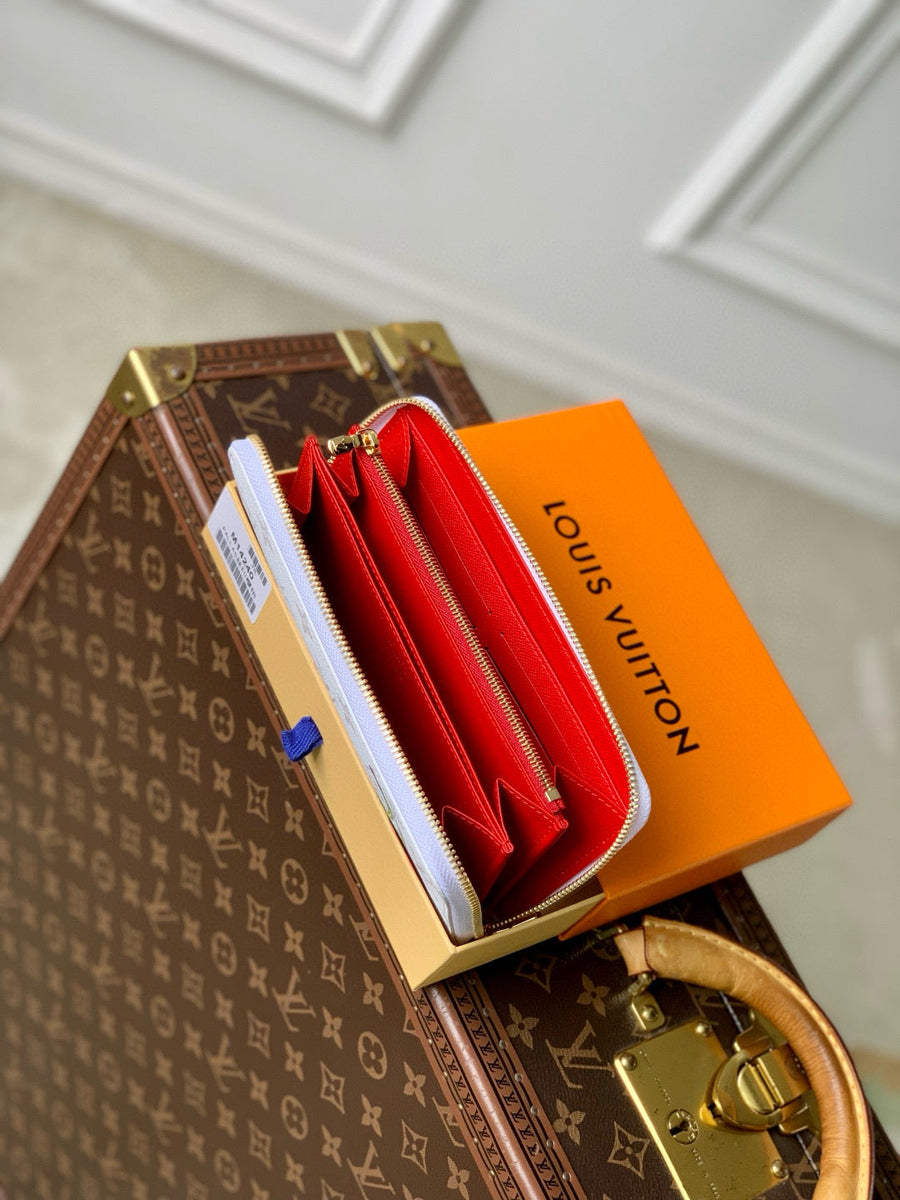 Louis Vuitton Wallets- Louis Vuitton Lou Zippy Wallet Elegant Everyday Leather Wallet