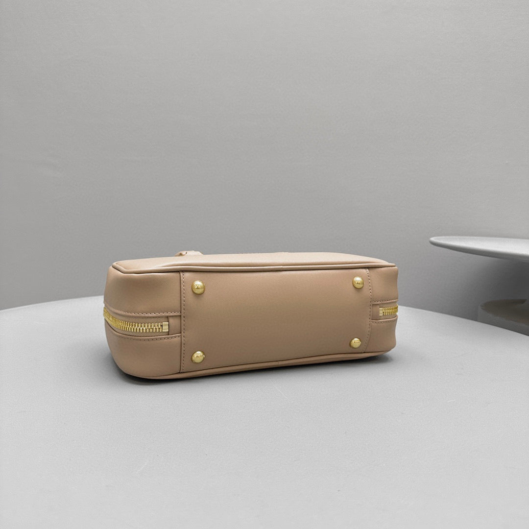 Bags- Miu M Arcadie Bag Elegant Everyday Designer Handbag