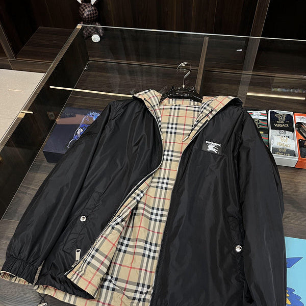 Three-quarter angle view of Burberry luxury piece style No.377