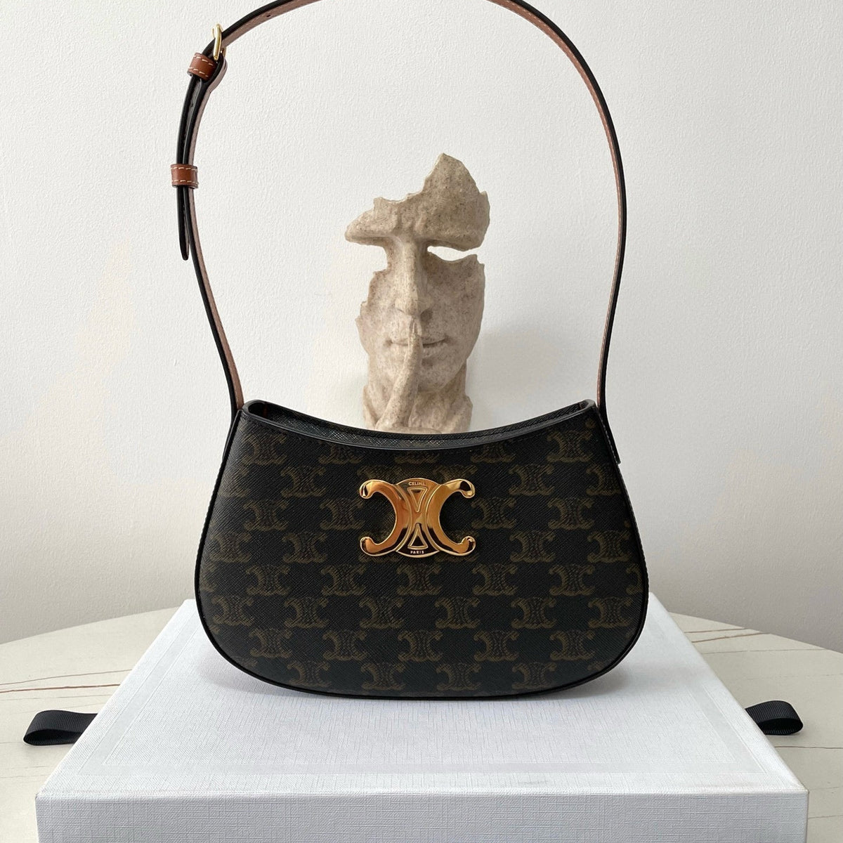 Bags- Cel Tilly Medium Bag Elegant Everyday Designer Handbag