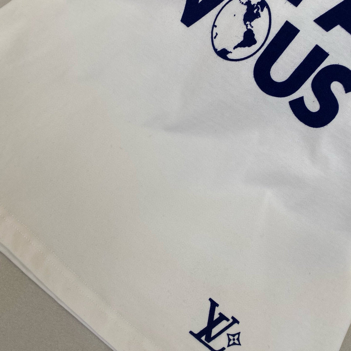 Louis Vuitton T-Shirts- Louis Vuitton Lou T-shirt Premium Designer Cotton T-Shirt