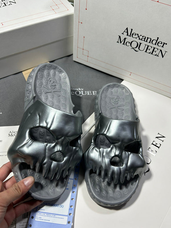 Alexander McQueen Chocolate Brown Bow-Detail Flats - Angled View