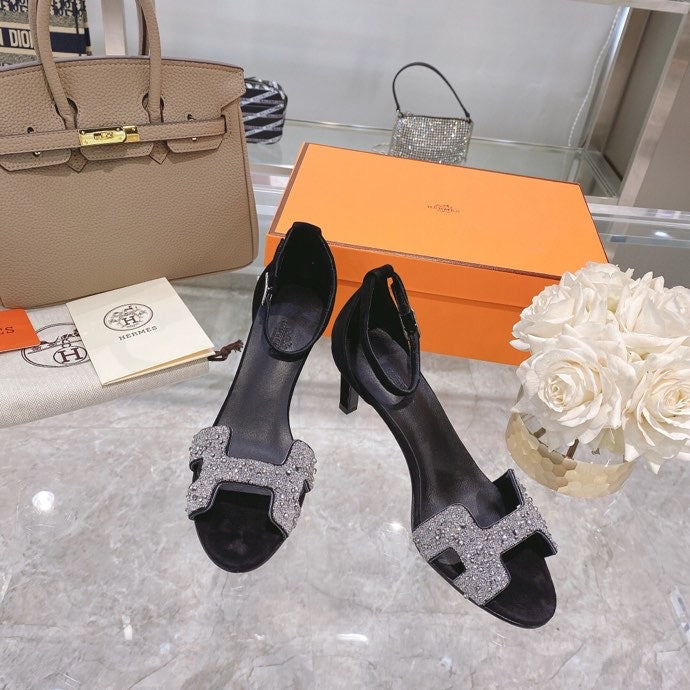 Hermes shoes Style 370 - top view showing design (alternate angle)