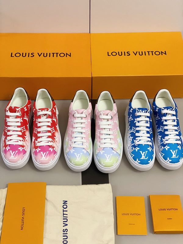 Side profile view of Louis Vuitton luxury piece style No.119