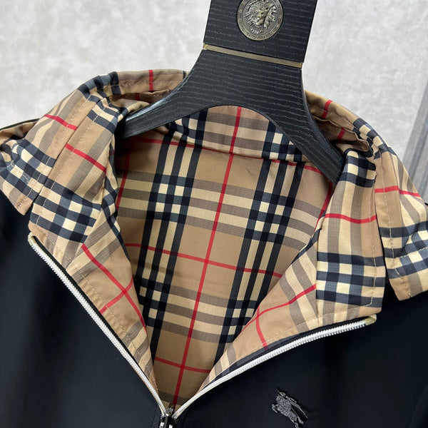 Three-quarter angle view of Burberry luxury piece style No.354