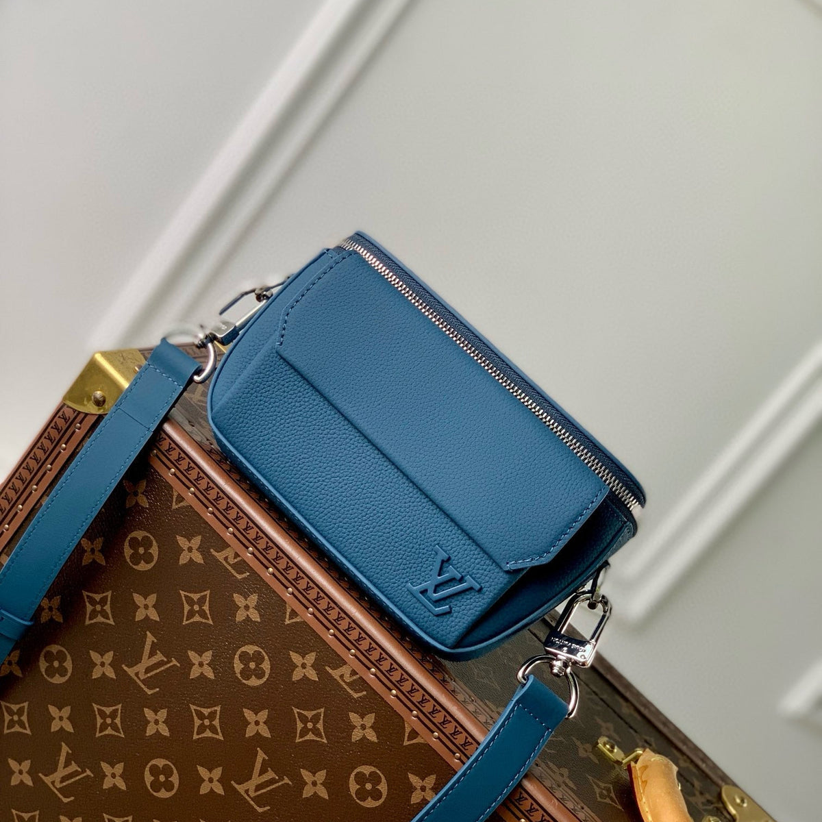 Louis Vuitton Wallets- Louis Vuitton Lou Pilot Wearable Wallet Elegant Everyday Leather Wallet