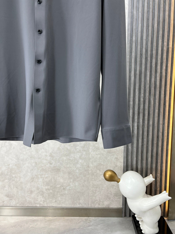 Styling view of Burberry luxury piece style No.395