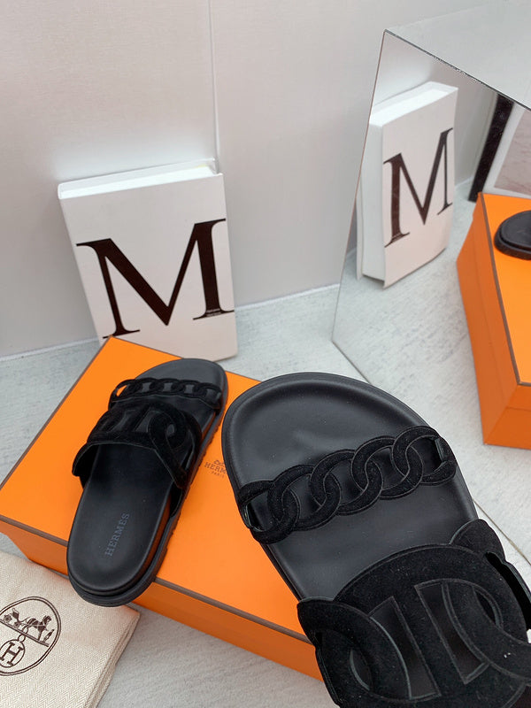 Hermes shoes Style 335 - texture and material detail (alternate angle)