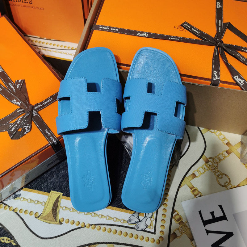 Hermes sandals Style 058 - sole and craftsmanship detail