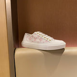 Louis Vuitton shoes Style 252 - logo and branding close-up