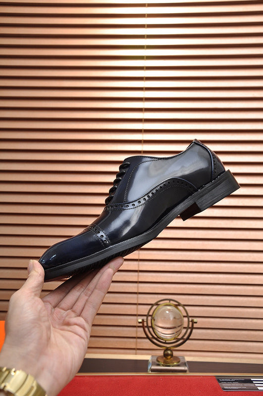 Hermes shoes Style 054 - close-up of sleek modern silhouette