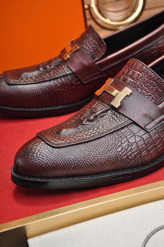 Hermès Camel Block Heel Pumps - Close-Up Texture View