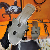 Hermes sandals Style 068 - side profile detail