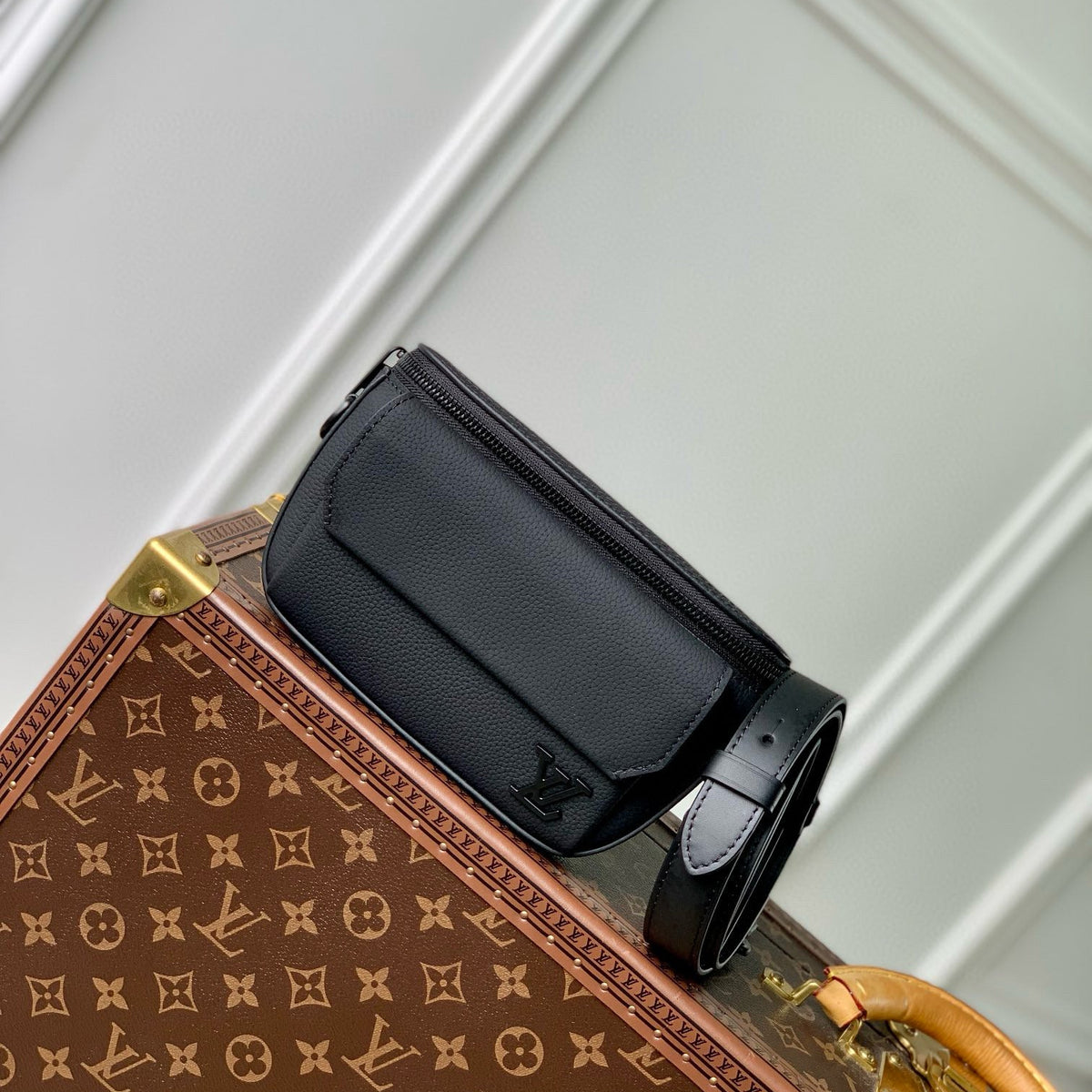 Louis Vuitton Wallets- Louis Vuitton Lou Pilot Wearable Wallet Elegant Everyday Leather Wallet