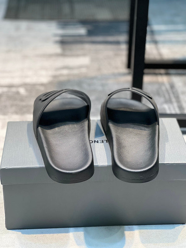 Balenciaga sandals Style 026 - logo and branding close-up