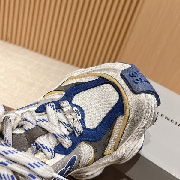 Balenciaga shoes Style 031 - side profile detail