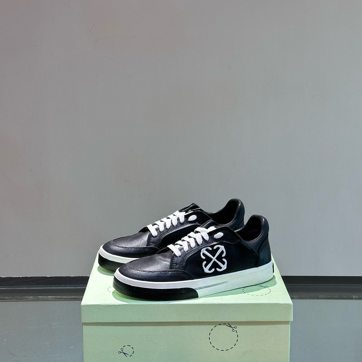 Shoes- Off W Trainers Comfortable Everyday Designer Shoes