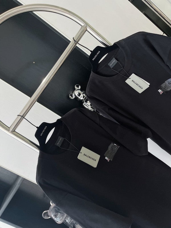 Full silhouette view of Balenciaga luxury piece style No.357