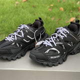 Balenciaga shoes Style 395 - texture and material detail