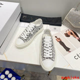 Givenchy shoes Style 102 - packaging and accessories