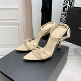 Styling view of Saint Laurent luxury piece style No.093