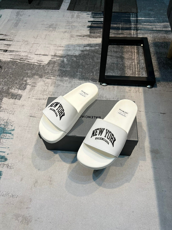 Balenciaga sandals Style 018 - top view showing design