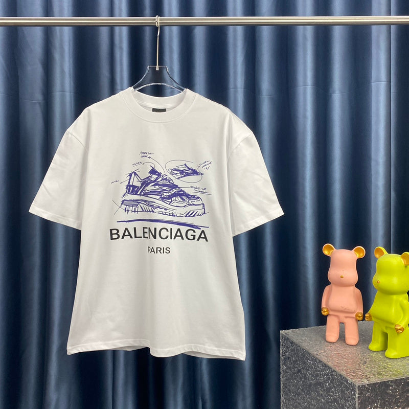 Side profile view of Balenciaga luxury piece style No.142