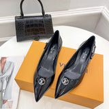 Louis Vuitton shoes Style 421 - side profile detail