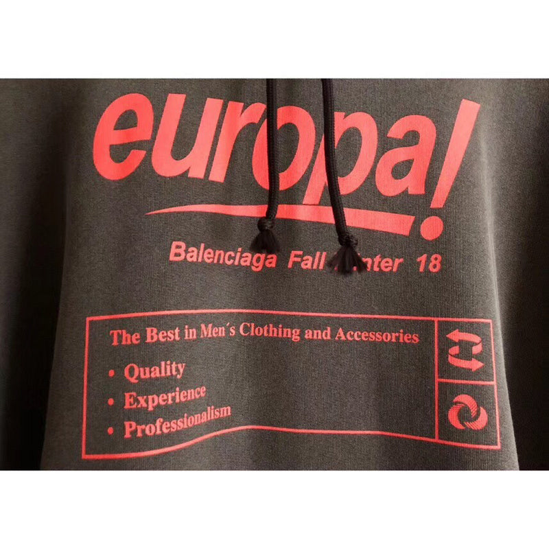 Three-quarter angle view of Balenciaga luxury piece style No.286
