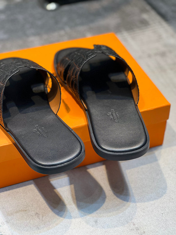 Hermes shoes Style 019 - sole and craftsmanship detail