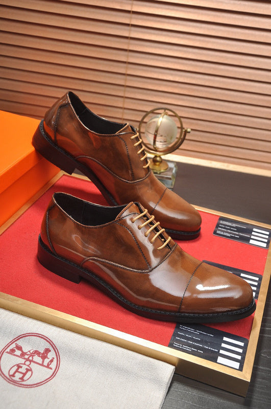 Hermès Chocolate Brown Platform Heels - Close-Up Texture View