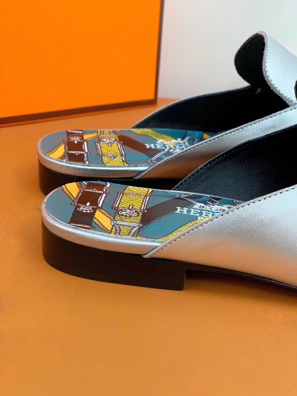 Hermes shoes Style 394 - side profile detail (alternate angle)